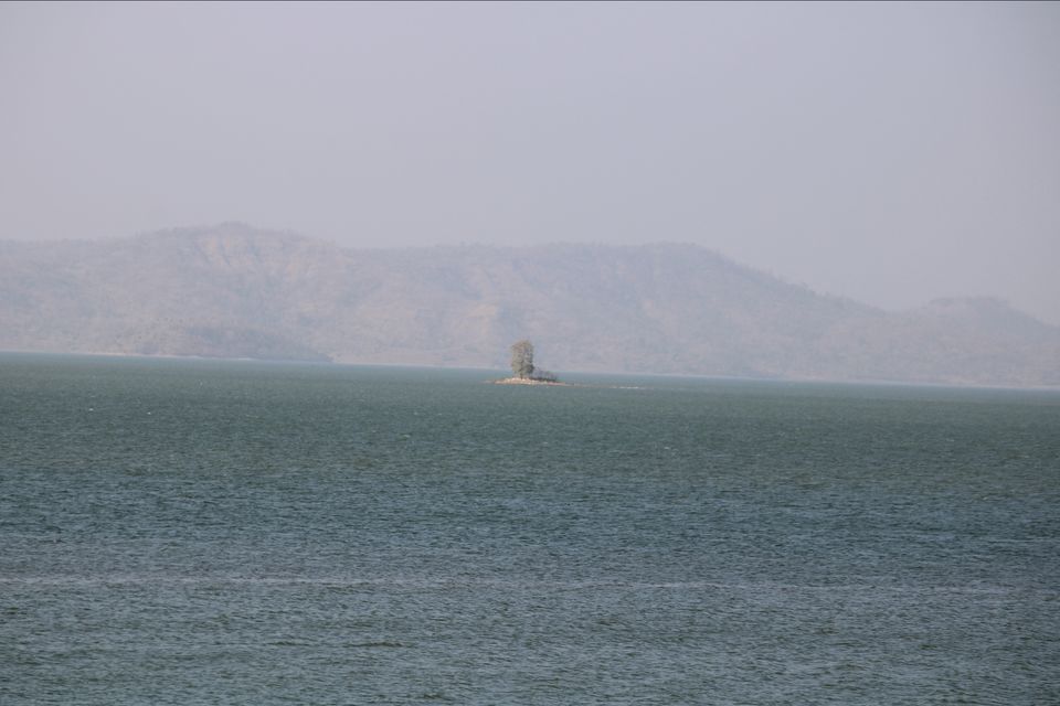 Photo of THUTI#photshoot#nature#smallisland#preweddingdestination by Nirav Dhimmar