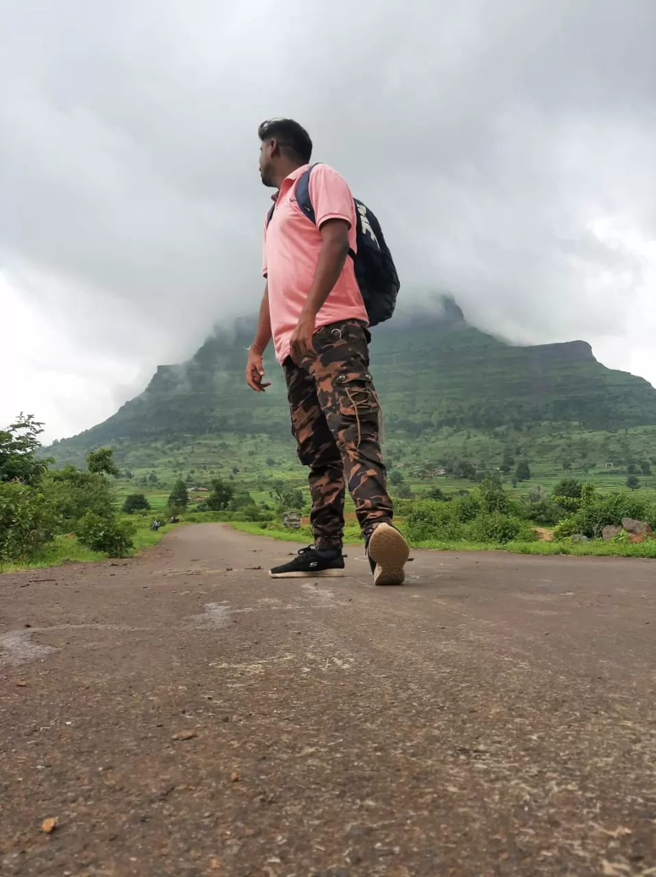 Photo of OASIS BEHIND CLOUDS (SALHER FORT)#roadtrip#salherfort#moonsoon#friends#trips#goodvibes#crazyfriends by Nirav Dhimmar