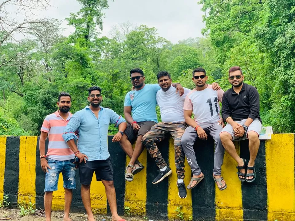 Photo of ROOPGADH FORT#roopgadhfort#moonsoon#forest#cloud#scrazyfriends#goodvibes#fort#trekking by Nirav Dhimmar