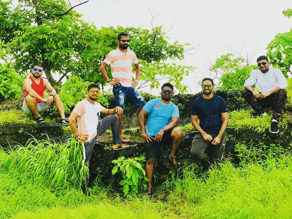 Photo of ROOPGADH FORT#roopgadhfort#moonsoon#forest#cloud#scrazyfriends#goodvibes#fort#trekking by Nirav Dhimmar