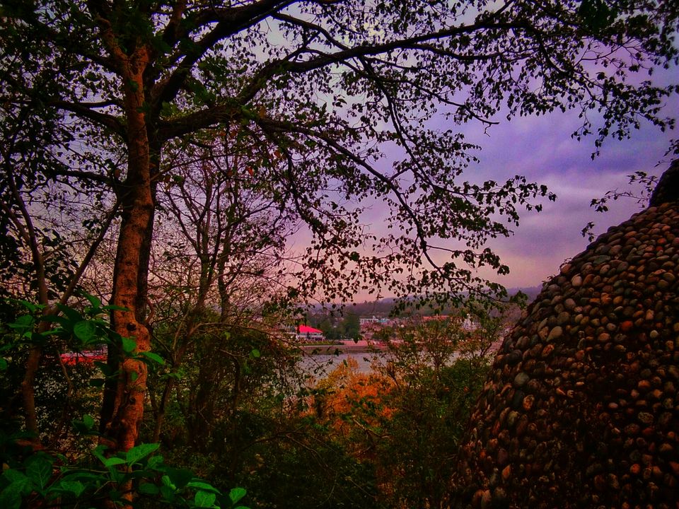Photo of Parmarth Niketan Ashram, Ram Jhula, Swarg Ashram, Rishikesh, Uttarakhand, India by The nomadic girl
