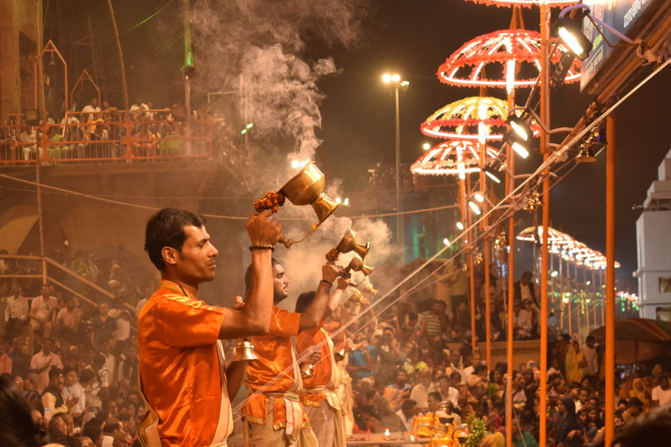 Photo of Dashashwamedh Ghat, Dashashwamedh Ghat Road, Ghats of varanasi, Godowlia, Varanasi, Uttar Pradesh, India by Reeti Agarwal