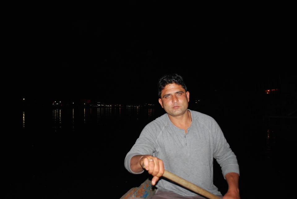 Photo of Houseboats-The floating Houses of Kashmir 1/14 by Nitish Arora