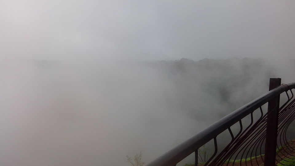 Photo of Through the foggy trails of Matheran 18/18 by Nathan Fichardo