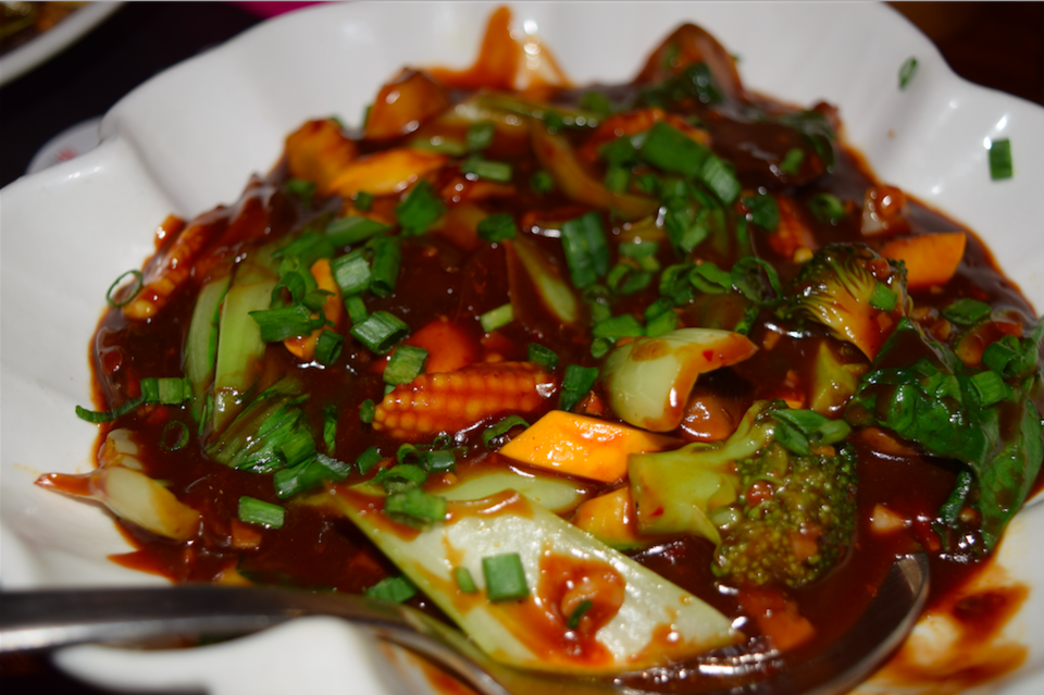 Photo of Review: Big Wong XL, Nehru Place, New Delhi by Sukhmani Sakhi