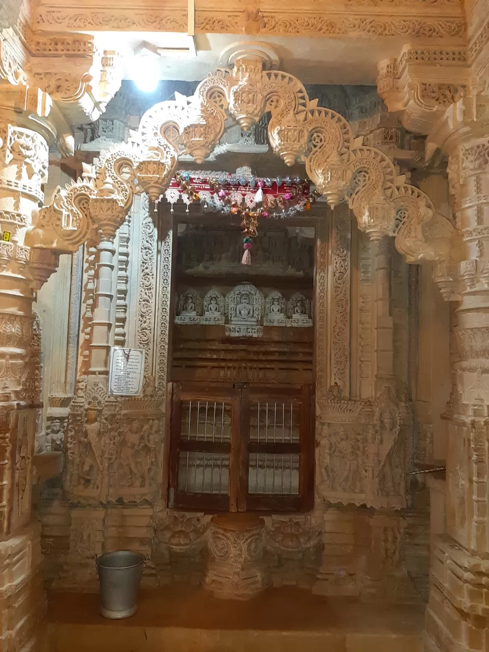 Photo of JAISLMER: WORLD'S ONLY LIVING FORT YOU HAVE TO EXPLORE :JAISLMER THE GOLDEN CITY by wandererdentist
