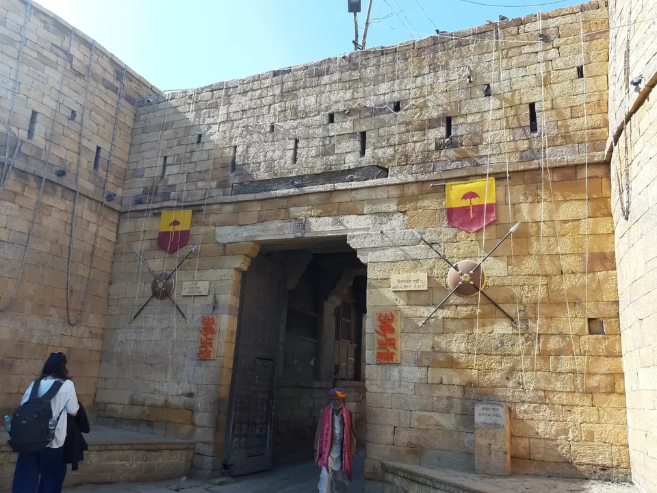 Photo of JAISLMER: WORLD'S ONLY LIVING FORT YOU HAVE TO EXPLORE :JAISLMER THE GOLDEN CITY by wandererdentist