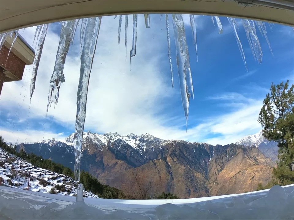 Photo of GMVN Ski Resort, Auli Laga Salude, Uttarakhand, India by Sapna Singh