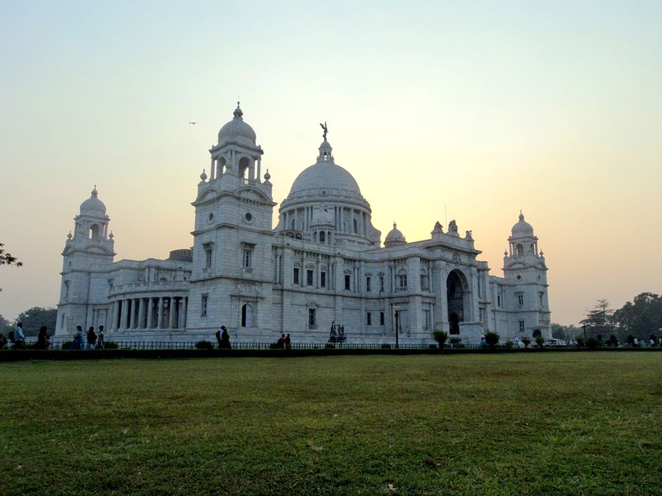 Photo of Calcutta Memoirs! 4/13 by Riyanka Roy