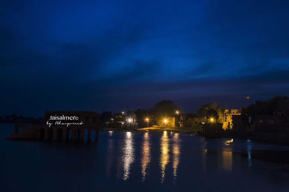 Photo of The Light of the Night 19/22 by bhavpreet