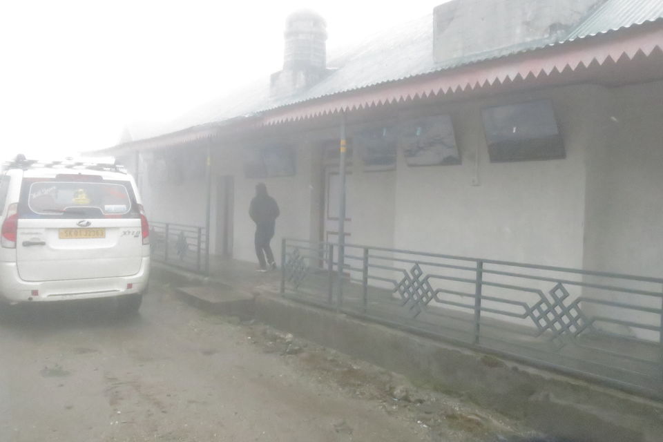 Photo of A love trip to Zuluk, Nathang through the zigzag roads! 25/27 by Anirban Roy
