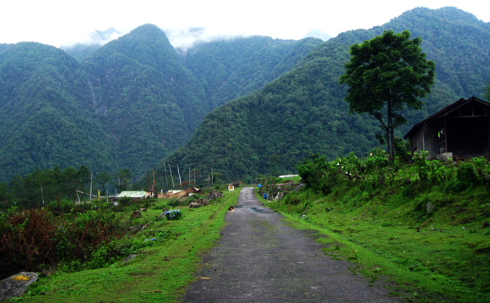 Photo of Yuksom – A village in Sikkim with an old-world charm 10/10 by The Compulsive Traveller
