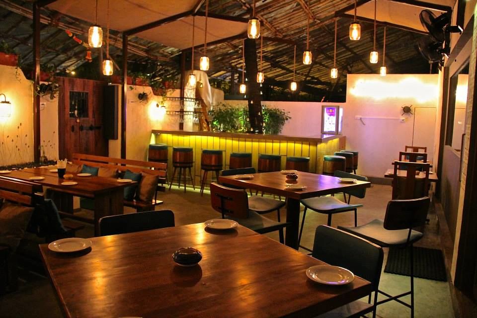 Photo of 10 Best Pubs In Mumbai You Should Drink At Before You Die by Gunjan Upreti