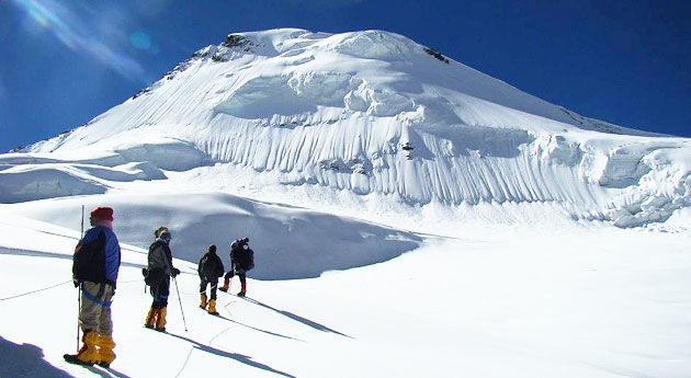 Photo of Winter Is Coming! 3/7 by Amar Singh