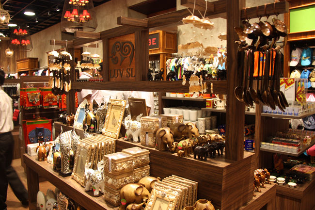 Photo of 5 Holiday Destinations In Asia For The Compulsive Shopper 2/5 by Adyasha Dash (The Wandering Mind)