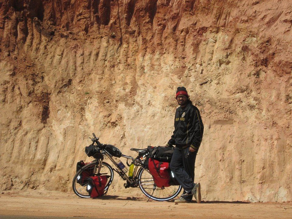 Photo of Starting With Rs. 300 He Travelled For 5 Years Questioning Borders That Separate The World 2/10 by Disha Kapkoti