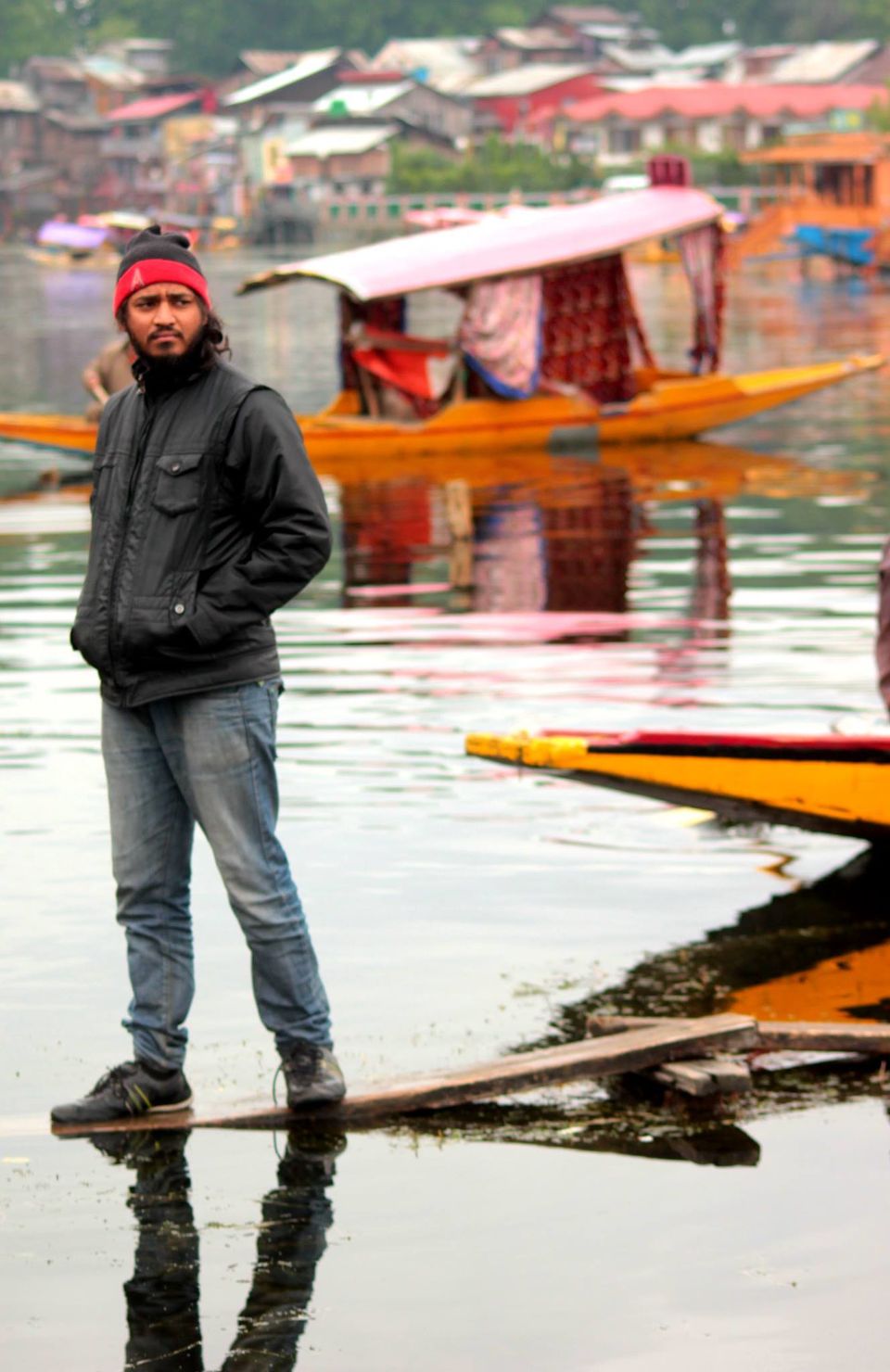 Photo of Starting With Rs. 300 He Travelled For 5 Years Questioning Borders That Separate The World 7/10 by Disha Kapkoti