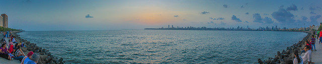 Photo of Everybody Owns a Piece Of Marine Drive 2/6 by Pooja Naik