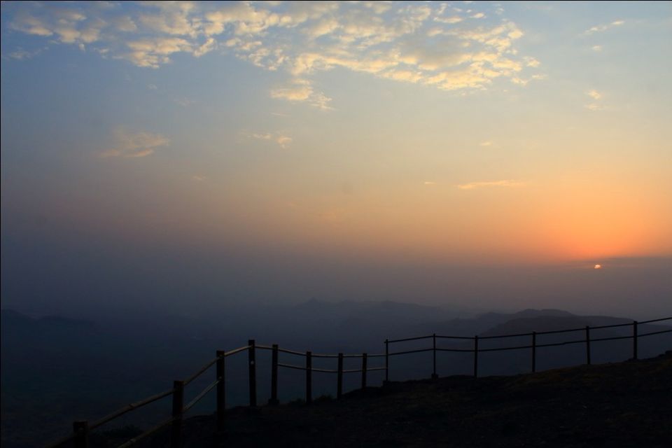 Photo of Kalsubai Peak, Indore, Maharashtra, India by Disha Kapkoti