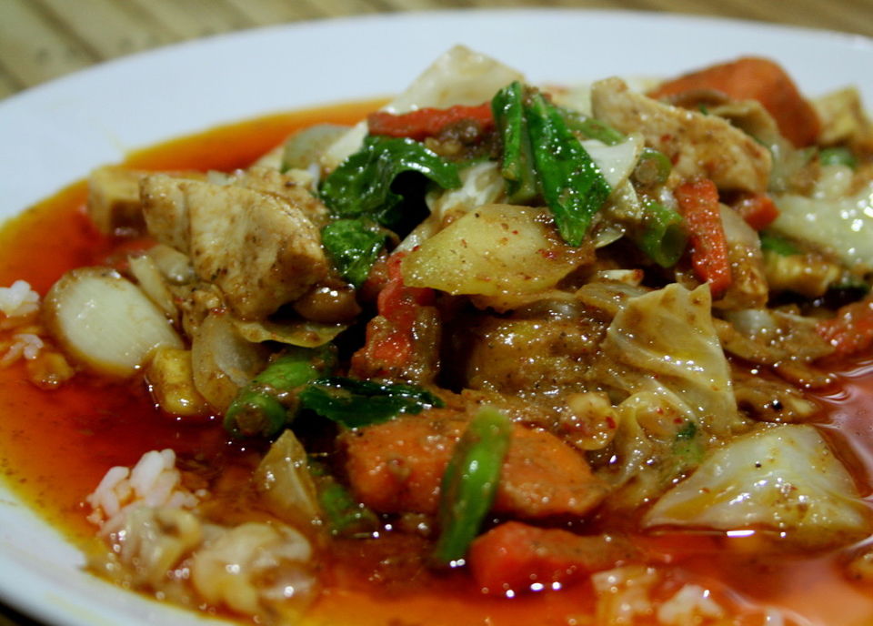 Photo of 7 Thai Dishes Which Will Make You Want To Revisit The Country 1/7 by Sachin Bhandary