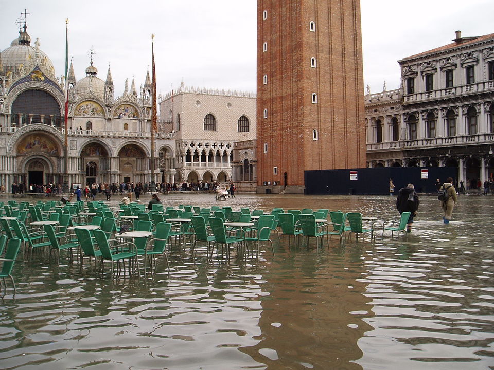 Photo of Venice, Metropolitan City of Venice, Italy by Sreshti Verma