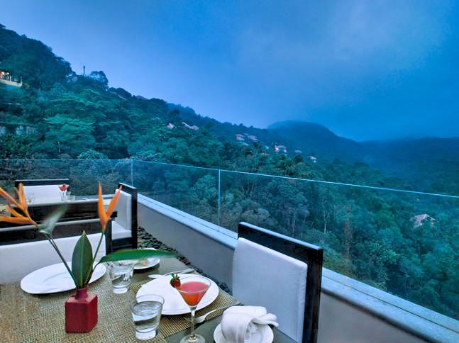 Photo of Take a Look at the 10 Best Luxury Hotels in India! 7/29 by Gunjan Upreti