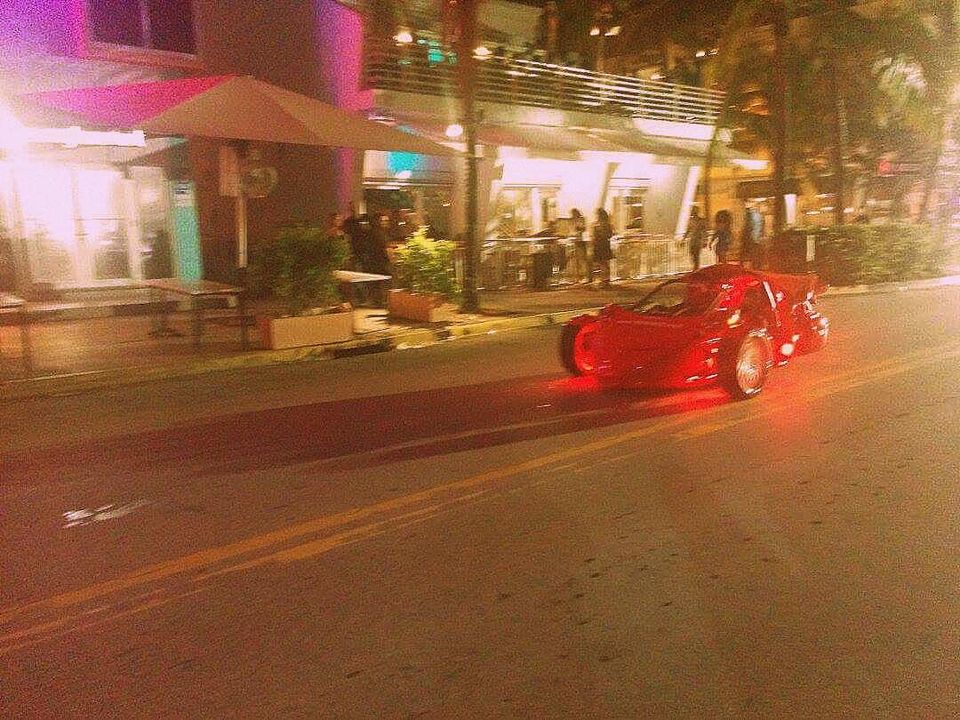 Photo of A summer romance with Miami 1/4 by Amit Kumar