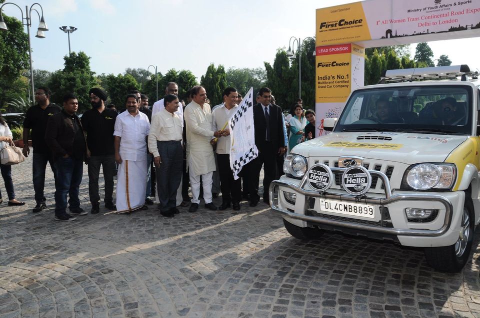 Photo of 17 Countries, 97 Days, 3 Mothers Travelled From Delhi To London by Road 4/6 by Sreshti Verma