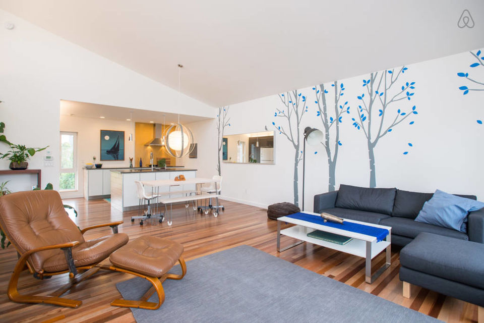 Photo of 5 Fantastic Eco-friendly Houses That Will Bring You Closer to Nature. Literally! 3/6 by Trisha Singh