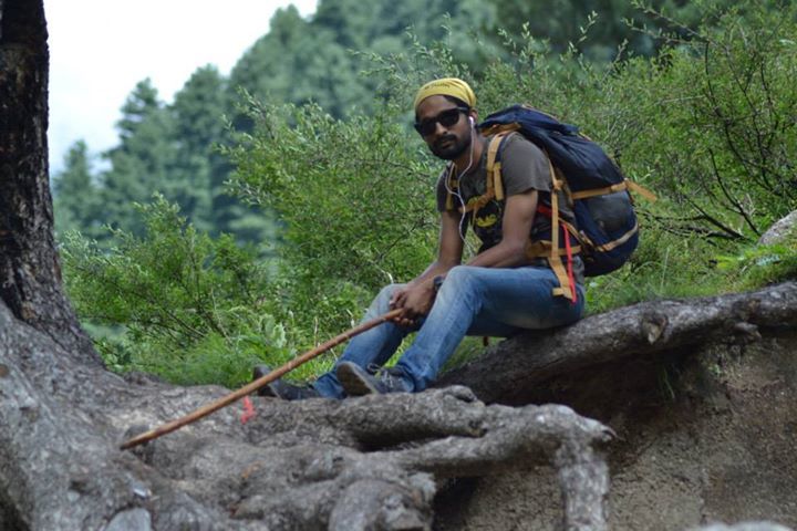 Photo of Meet The Budget Travel Genius Who Travels Across India In Just Rs 300 A Day 1/9 by Disha Kapkoti