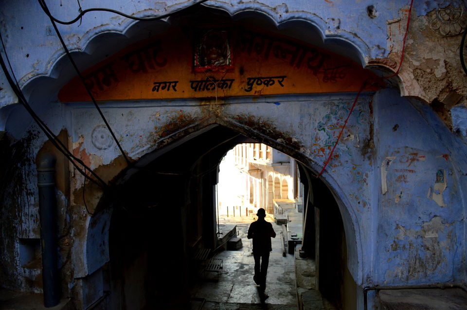 Photo of A Parikrama at the Pushkar Ghat 8/9 by Polomi M (Curious Traveler)