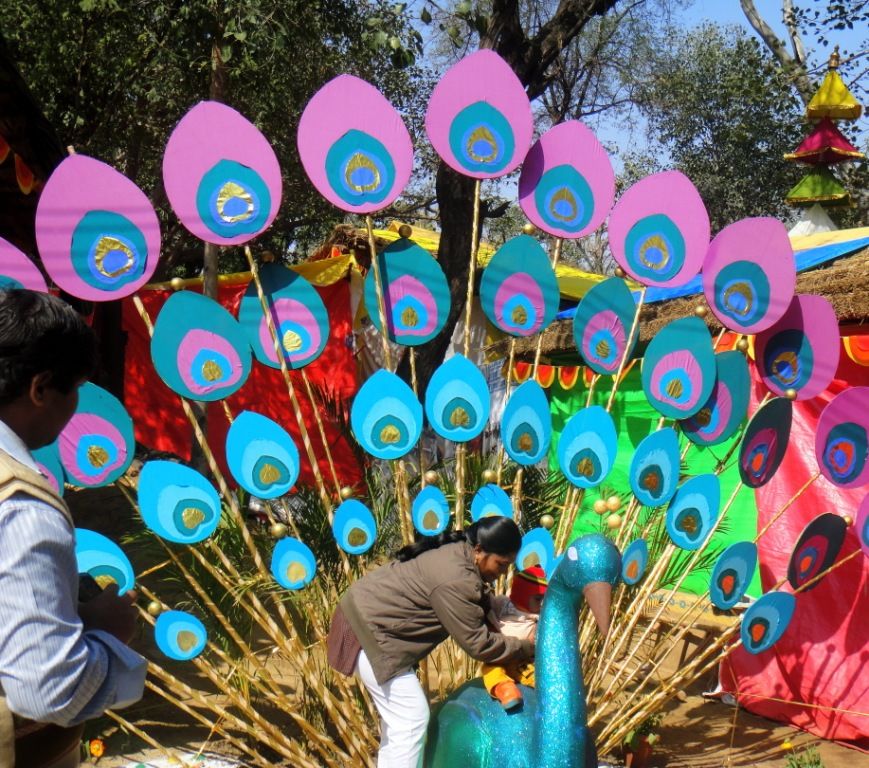 Photo of Surajkund Crafts Mela: A colourful delight 6/8 by Swati Saxena