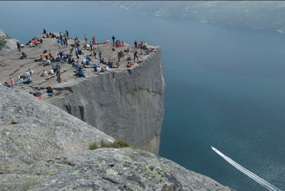 Photo of Norway Named The Best Country To Live In The World, 12th Year In A Row 4/8 by Disha Kapkoti
