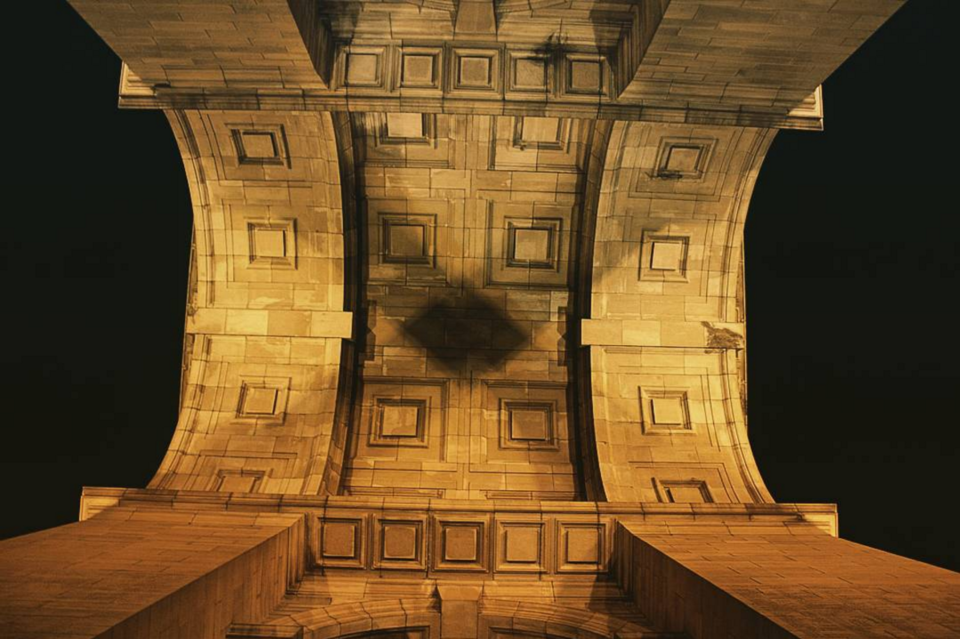Photo of Photographer Climbs Atop India Gate And His Shots Will Blow Your Mind 4/5 by Disha Kapkoti
