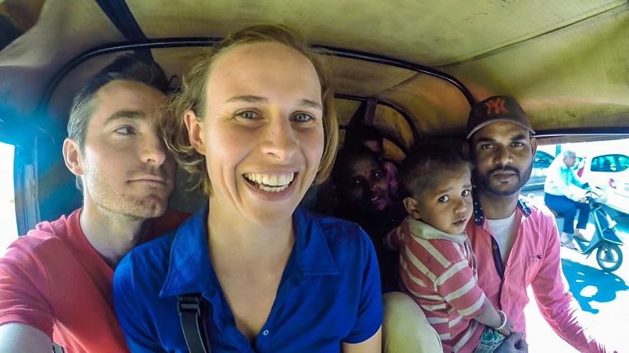 Photo of Australian Travelers Played Secret Santa to a Homeless Girl in India and Changed Her Life Forever 21/24 by Sreshti Verma