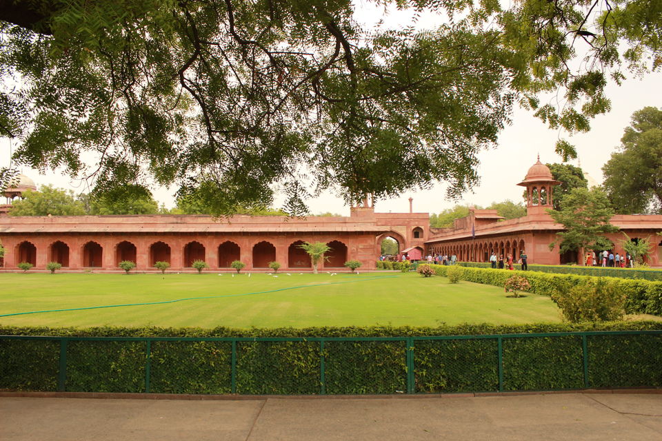 Photo of Taj Mahal – Epitome of Love 11/12 by Ish
