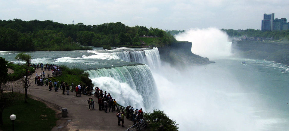 Photo of This Is How You Can Enjoy Niagara Falls In The Best Way Possible 9/9 by The Compulsive Traveller