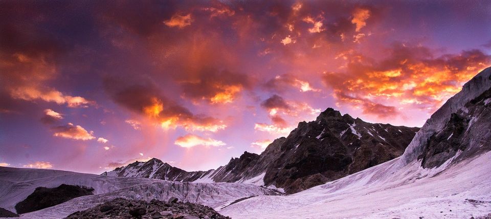 Photo of WARNING: Massive Earthquake Likely To Hit North India, Himalayan Region. 1/1 by Gunjan Upreti