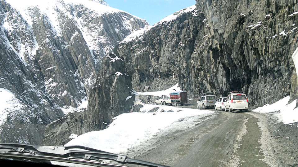 Photo of Zojila Pass Tunnel Will Soon Ensure An All-Year-Round Road Connectivity To Ladakh 3/6 by Disha Kapkoti