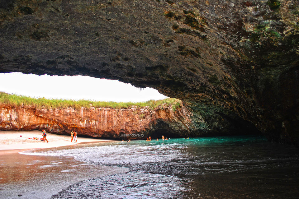 Photo of 10 Of The Most Unusual Beaches In the World 5/21 by Priyam Bagga