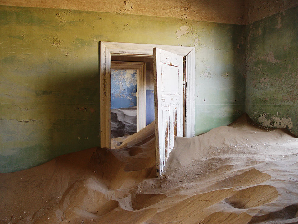 Photo of Abandoned Places Around The World That Will Give You The Creeps 5/21 by Priyam Bagga