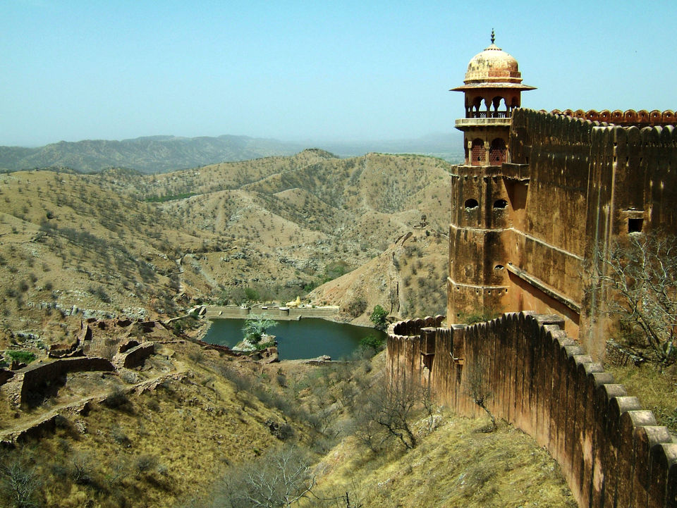 Photo of A First-Timer's Guide For Every Student Going to Jaipur Literature Fest This Year 8/9 by Sreshti Verma