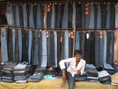 Photo of 20 Must-Know Life Hacks To Survive In Delhi That Nobody Tells You 17/21 by Prateek Dham