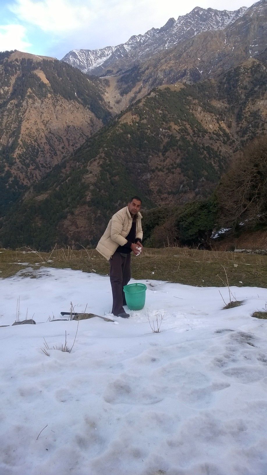 Photo of Saying hi to 2016 in the mountains – Trek to Mohinder's hut 6/10 by Mayur Sontakke