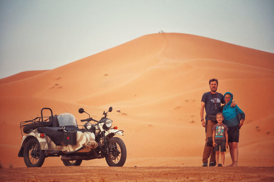 Photo of Couple Travels To 41 Countries With Their 4-Year-Old Son. This Is Parenting Done Right. 14/20 by Gunjan Upreti