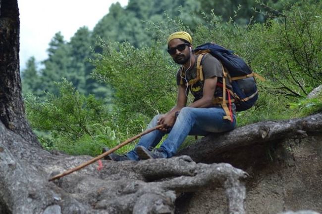 Photo of This Hitchhiker Cyclist Is Questioning The Rulebook Of The World By Traveling With No Money At All 5/5 by Disha Kapkoti