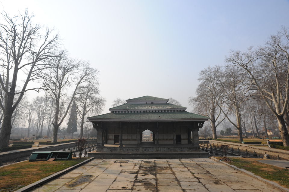 Photo of Shikaras, Noon Chai And Unmissable Things To Do In Kashmir (6D/5N) 4/16 by Tripoto
