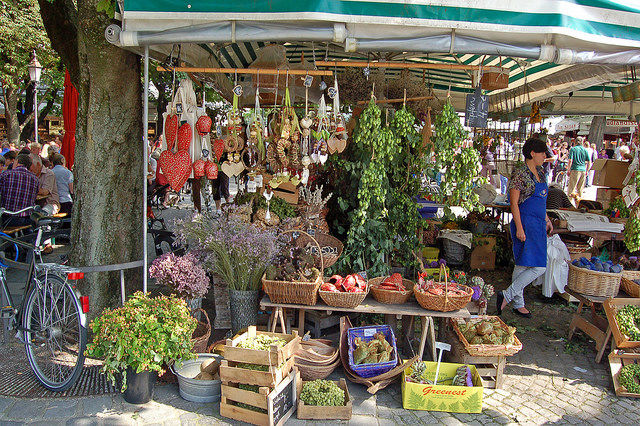Photo of All You Need To Know About Exploring Europe In 10 Days by Tripoto