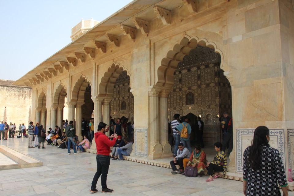 Photo of A day at Amer Fort: The most amazing fort of Jaipur 22/24 by anirudhsingh
