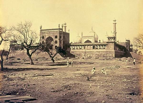 Photo of 16 Old Indian Photos of Most Famous Places Depict How The Country Has Changed In The Last 150 Years 16/16 by Prateek Dham
